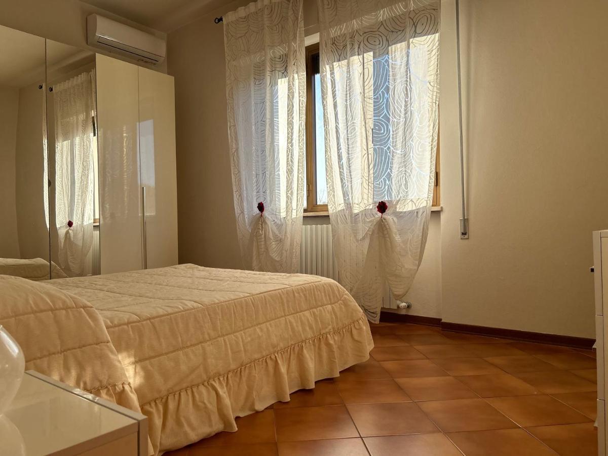 Albi'S House,Terrazza ,Wi-Fi, Parcheggio, Ac Apartment Лука Екстериор снимка